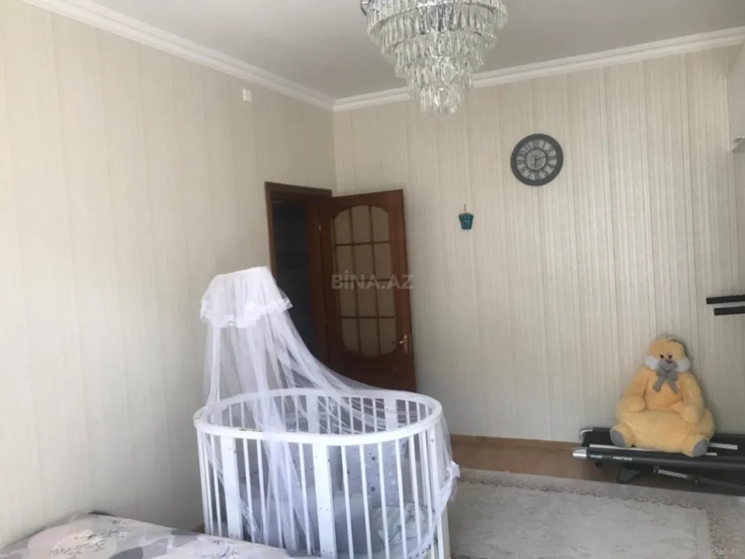 Satılır 6 otaqlı həyət evi 510 m²