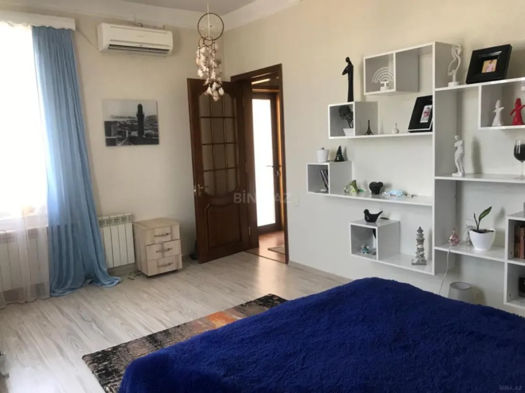Satılır 6 otaqlı həyət evi 510 m²