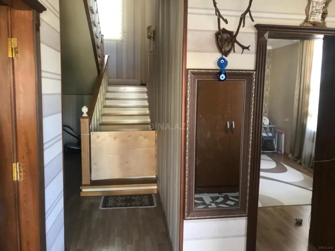 Satılır 6 otaqlı həyət evi 510 m²