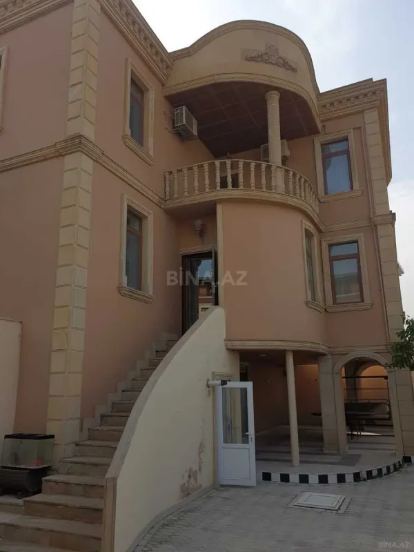 Satılır 6 otaqlı həyət evi 510 m²