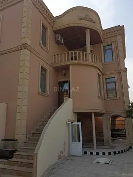 Satılır 6 otaqlı həyət evi 510 m²