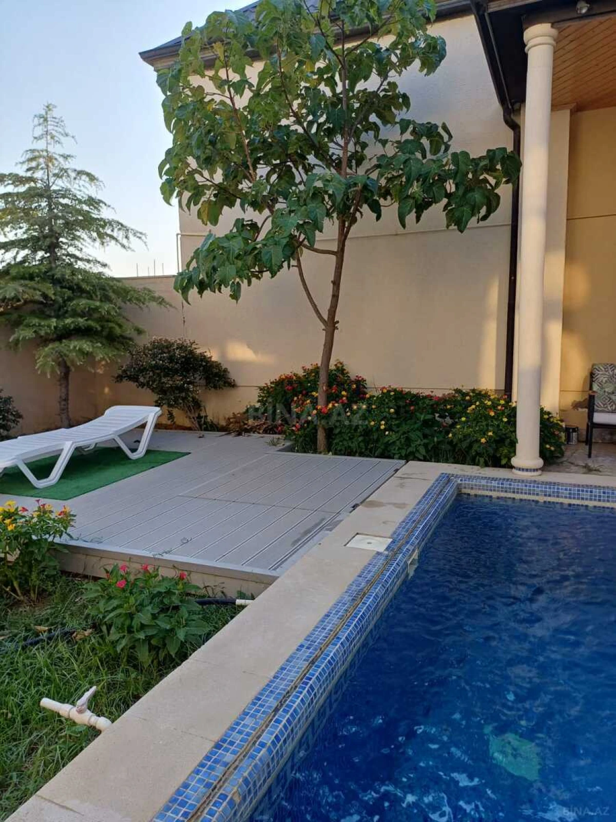 Satılır 5 otaqlı həyət evi 200 m²