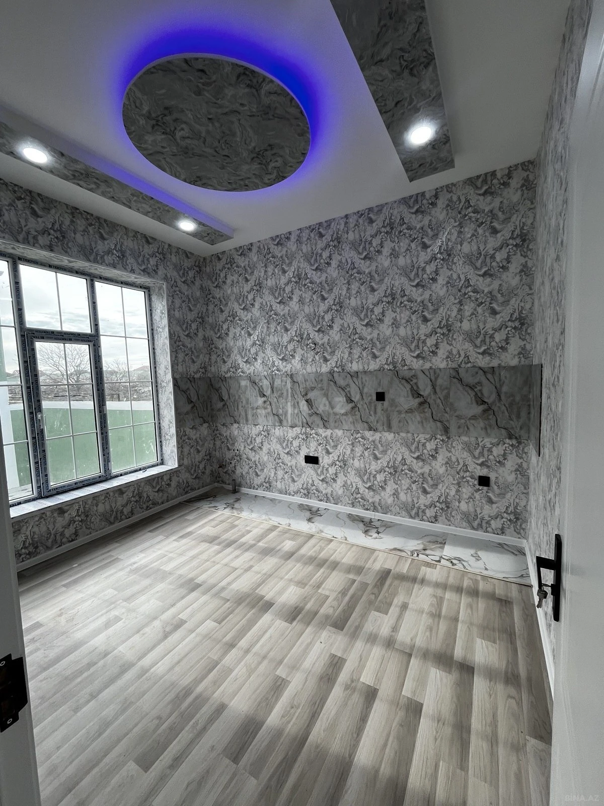 Satılır 4 otaqlı həyət evi 90 m²