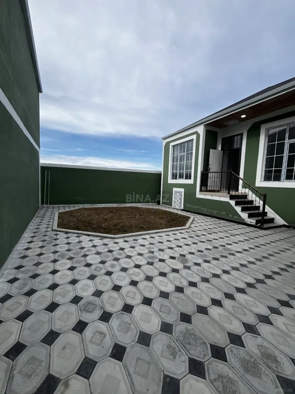 Satılır 4 otaqlı həyət evi 90 m²