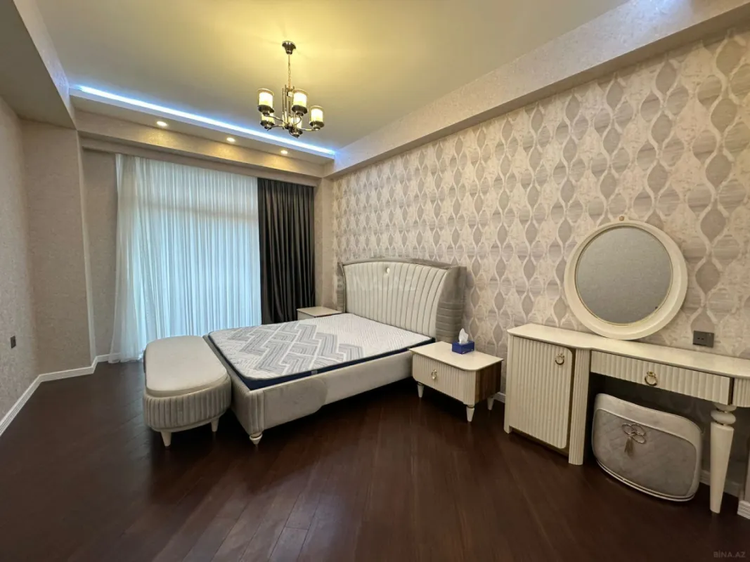 Kirayə verilir 2 otaqlı mənzil 95 m²