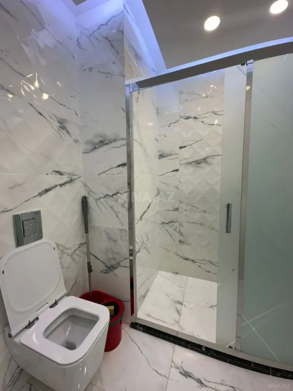 Kirayə verilir 2 otaqlı mənzil 95 m²