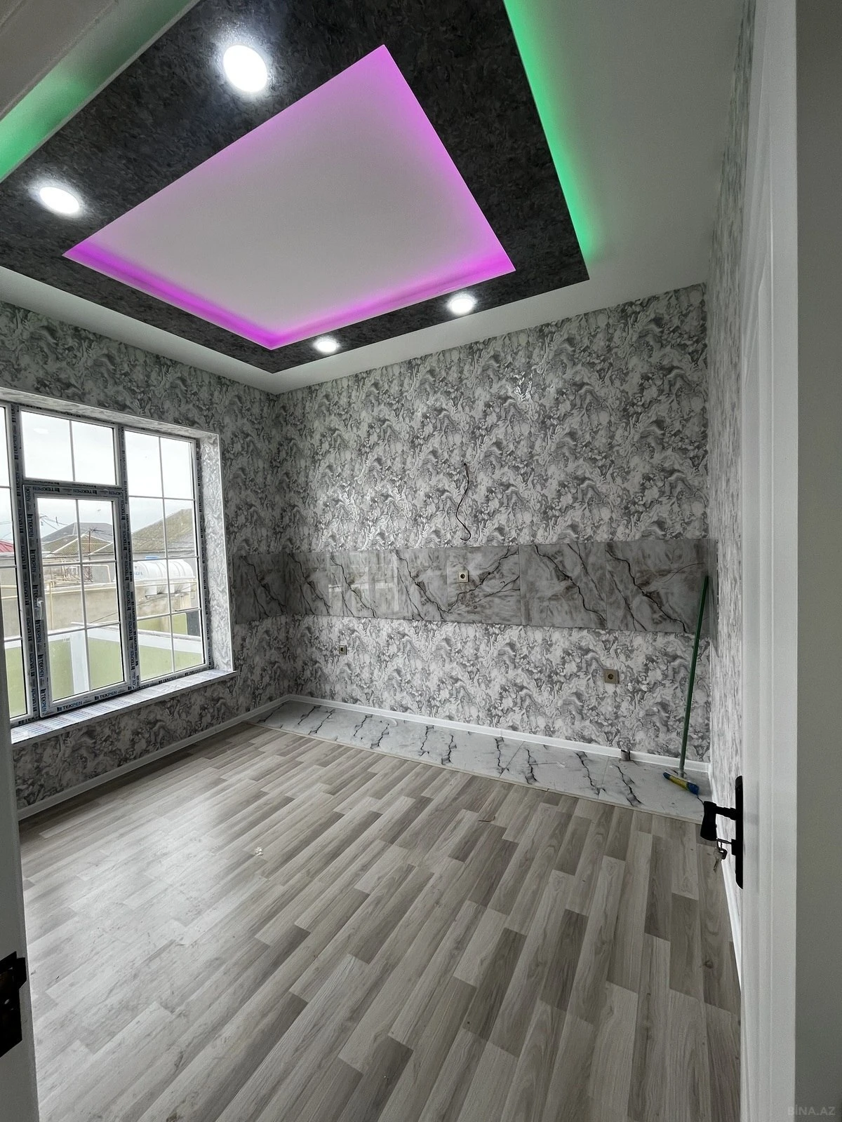 Satılır 4 otaqlı həyət evi 110 m²