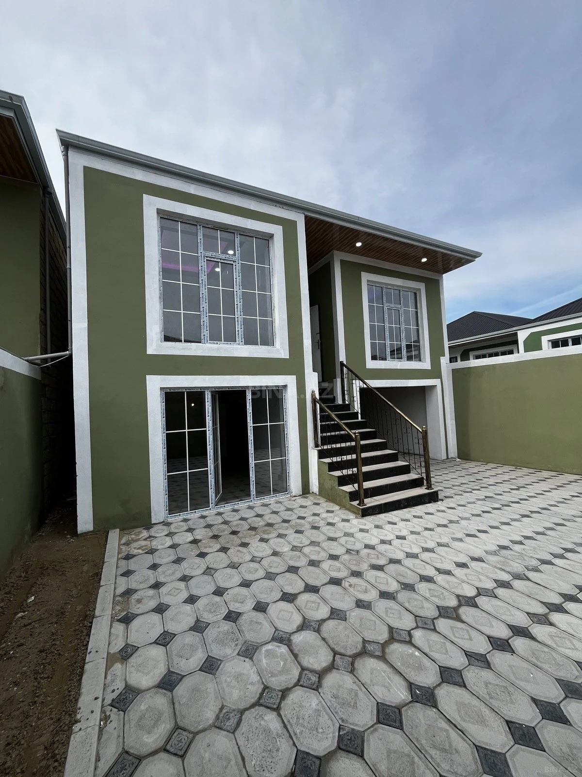 Satılır 4 otaqlı həyət evi 110 m²