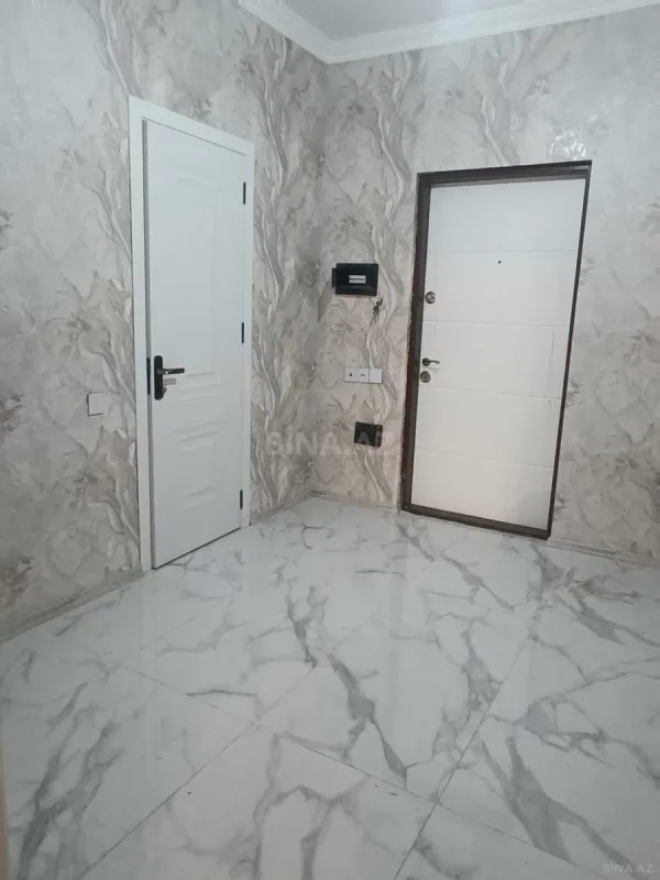 Satılır 2 otaqlı mənzil 73 m²