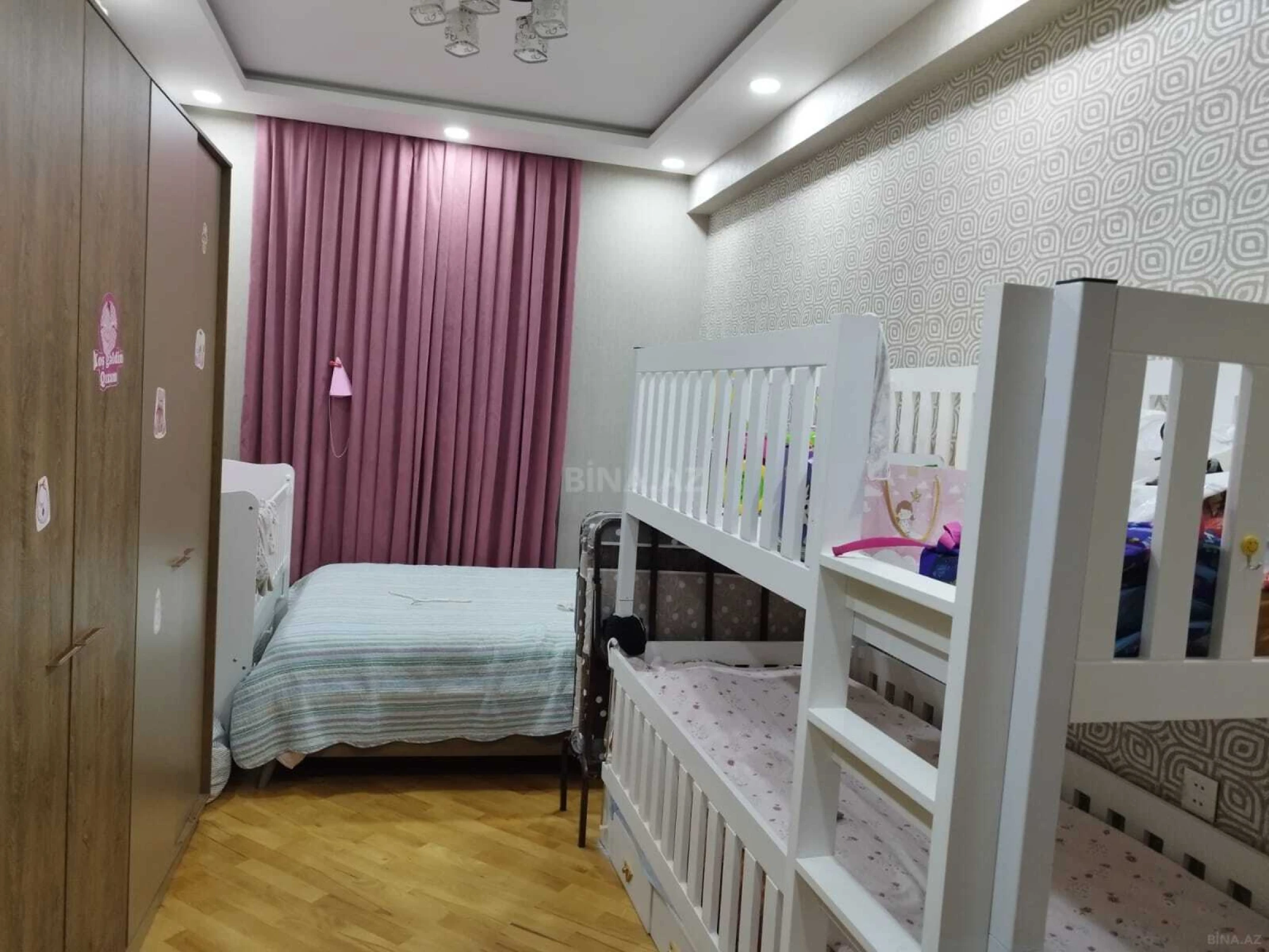 Satılır 2 otaqlı mənzil 68 m²