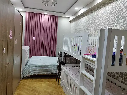 Satılır 2 otaqlı mənzil 68 m²