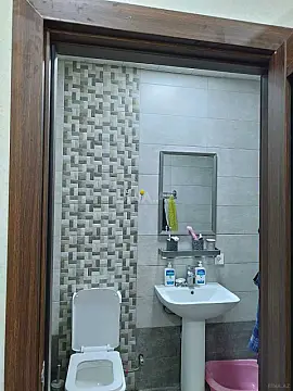 Satılır 2 otaqlı mənzil 68 m²