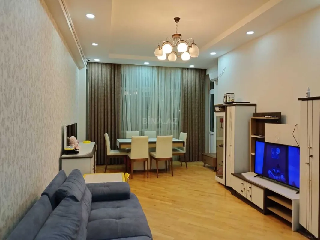Satılır 2 otaqlı mənzil 68 m²