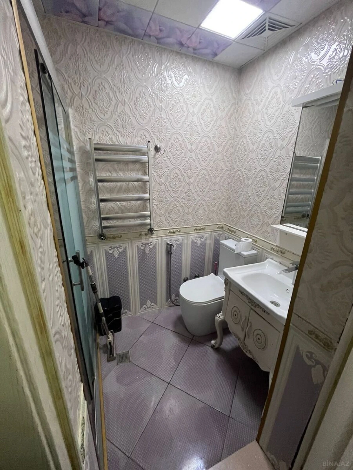 Kirayə verilir 3 otaqlı mənzil 107 m²