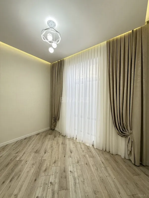 Satılır 4 otaqlı həyət evi 170 m²