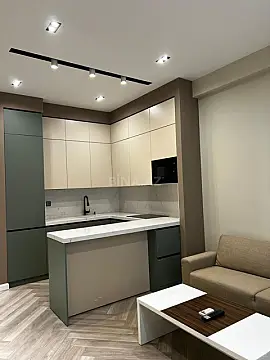 Kirayə verilir 2 otaqlı mənzil 70 m²