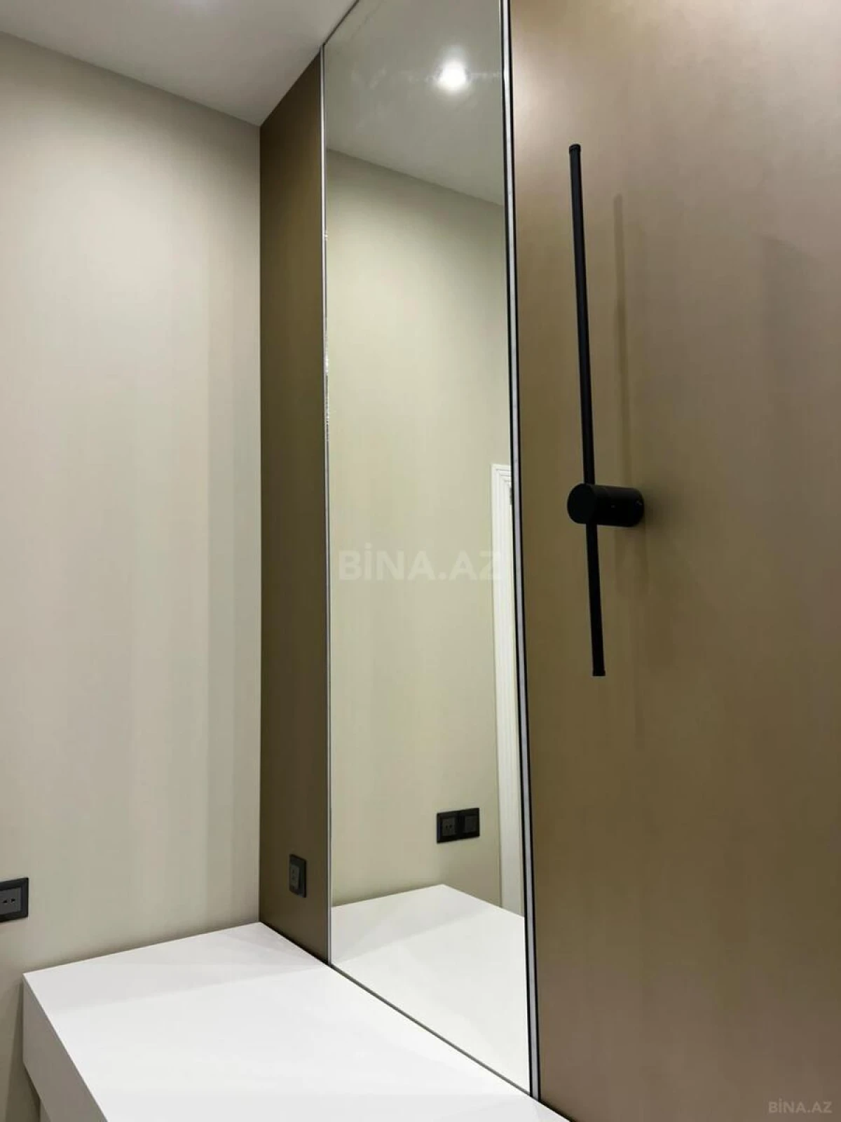 Kirayə verilir 2 otaqlı mənzil 70 m²
