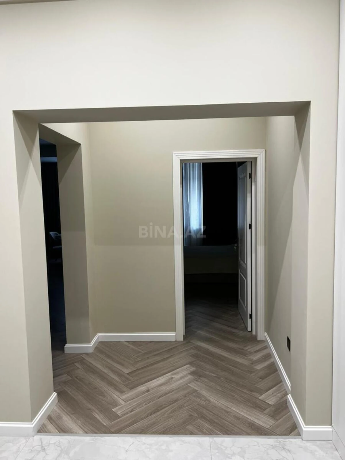 Kirayə verilir 2 otaqlı mənzil 70 m²