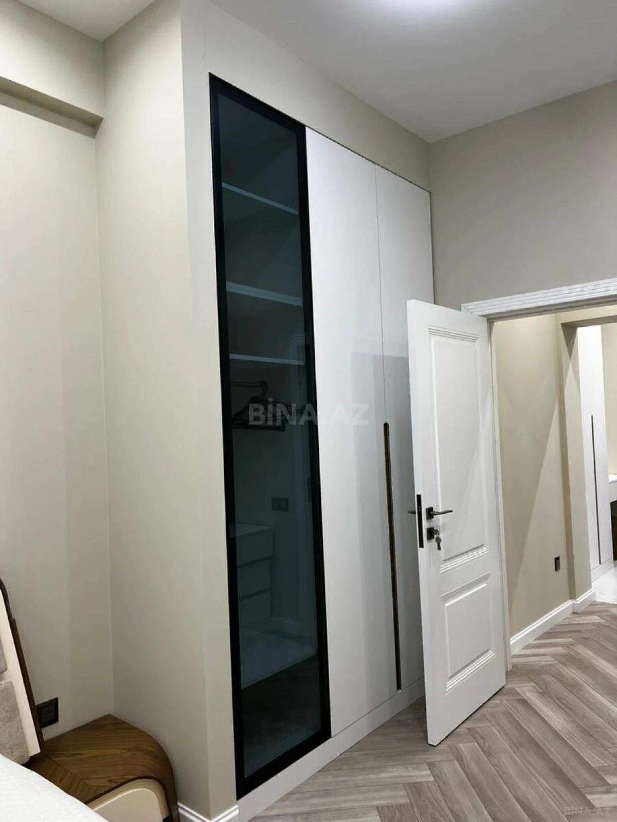 Kirayə verilir 2 otaqlı mənzil 70 m²