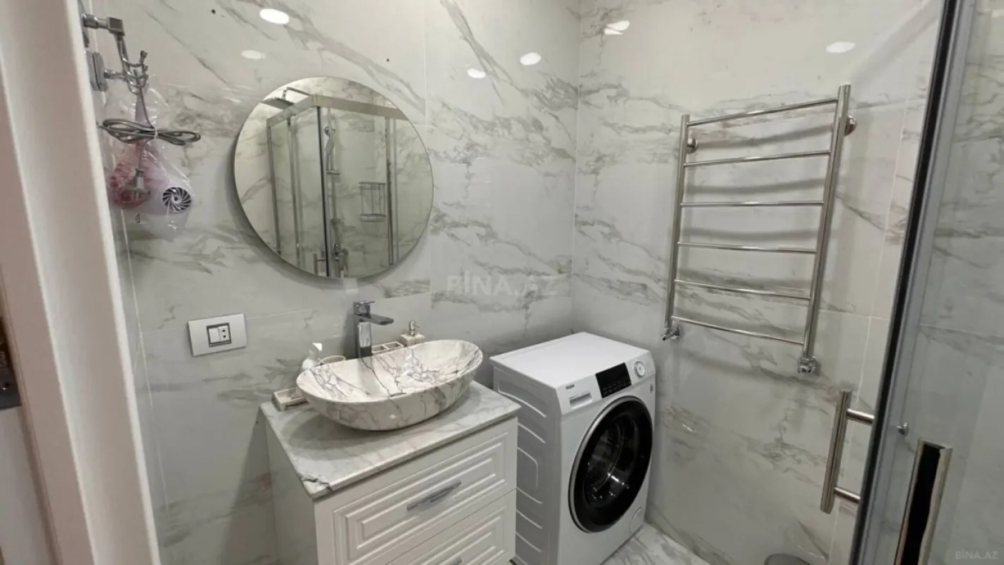 Satılır 3 otaqlı mənzil 102 m²