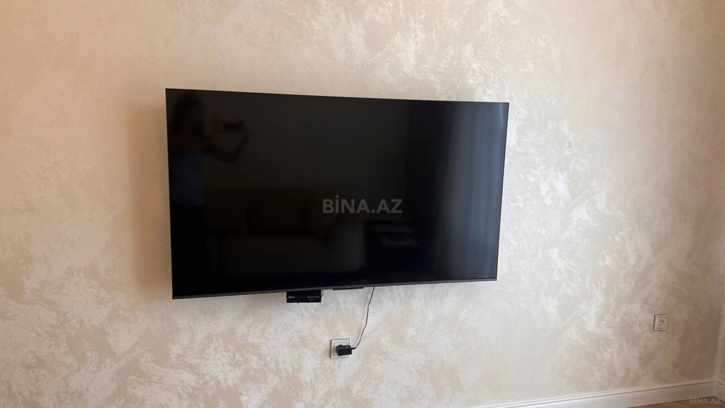 Satılır 3 otaqlı mənzil 102 m²