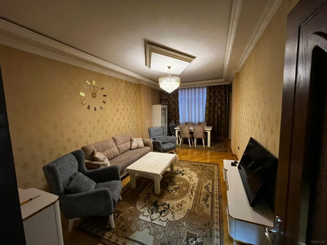 Kirayə verilir 3 otaqlı mənzil 140 m²