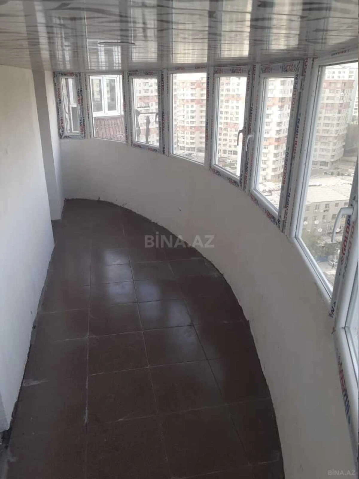 Kirayə verilir 2 otaqlı mənzil 65 m²