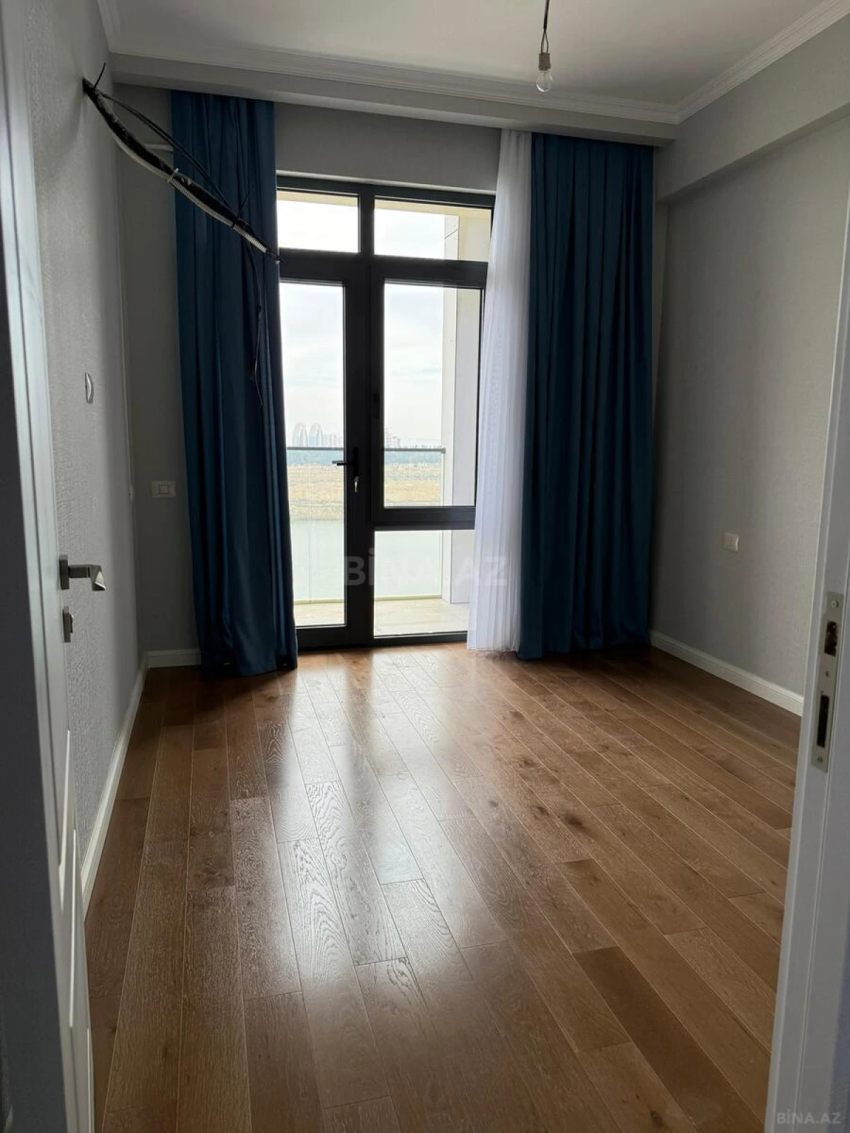 Satılır 2 otaqlı mənzil 49 m²