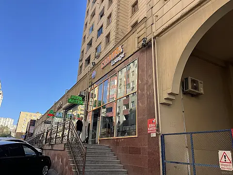 Satılır obyekt 162 m²