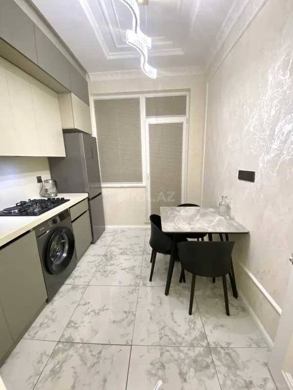 Satılır 2 otaqlı mənzil 52.9 m²