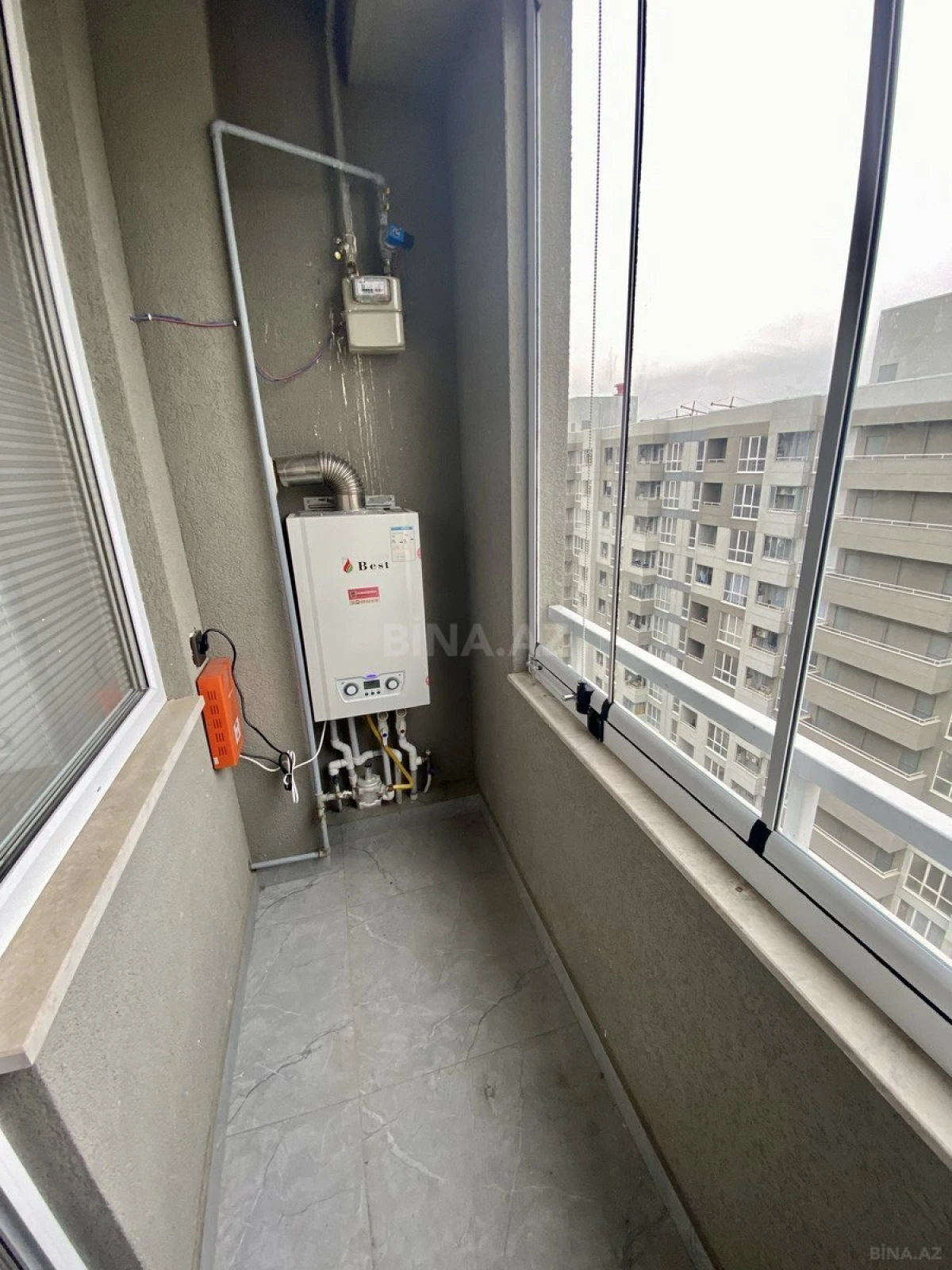 Satılır 2 otaqlı mənzil 52.9 m²