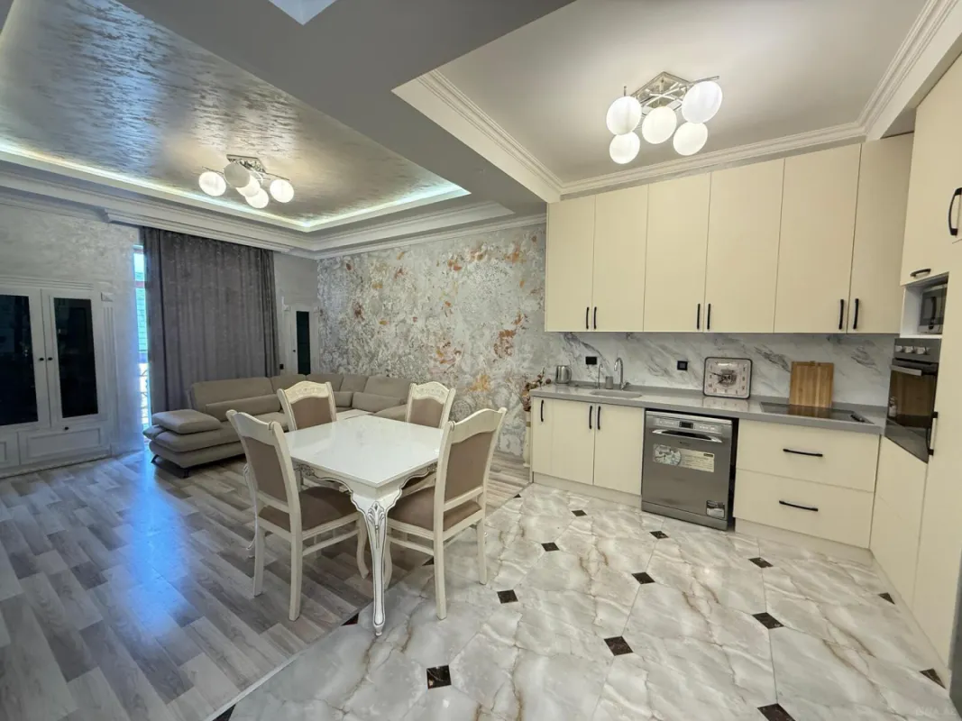 Kirayə verilir 3 otaqlı mənzil 90 m²