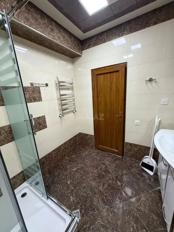 Kirayə verilir 2 otaqlı mənzil 75 m²