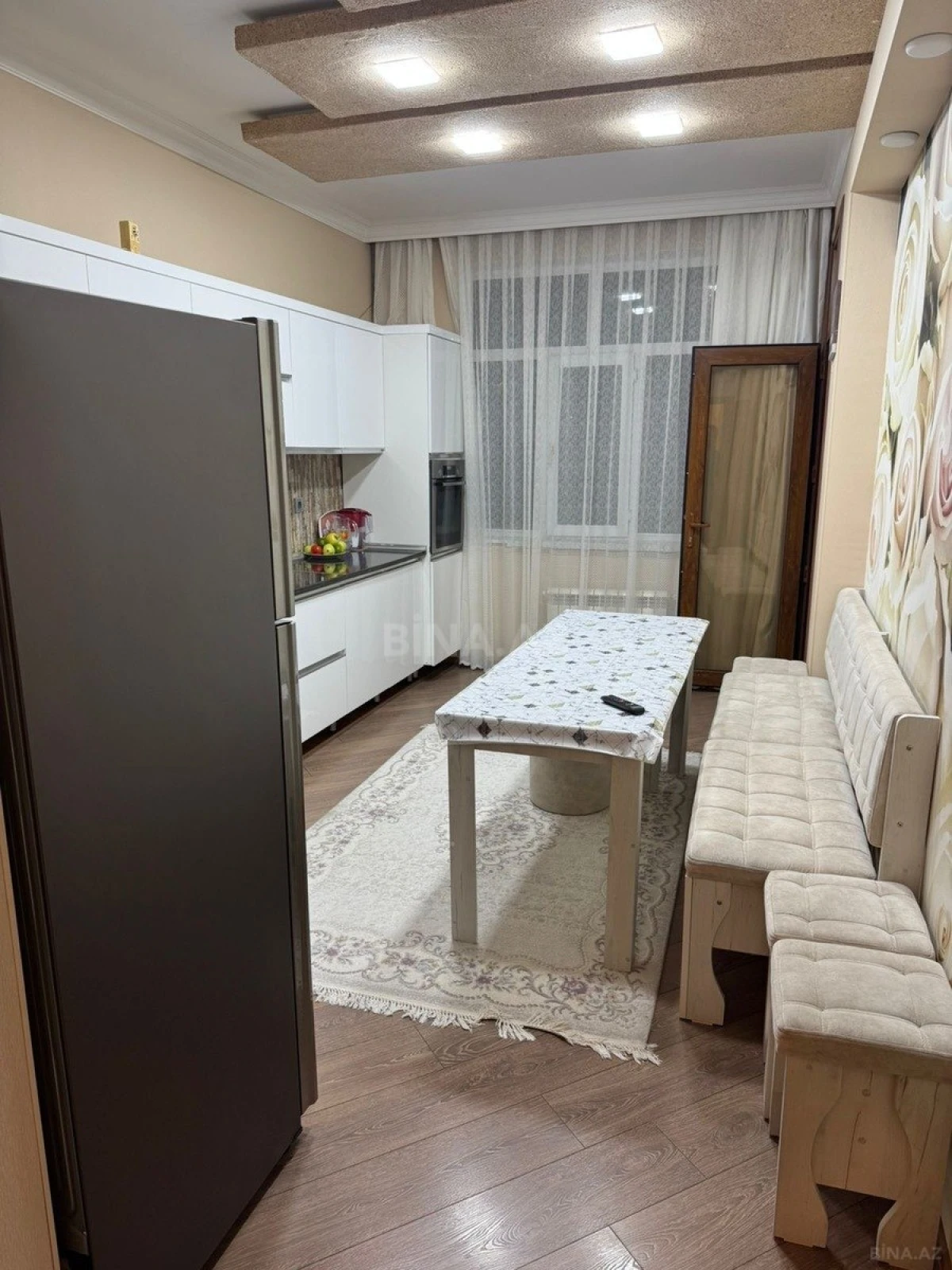 Satılır 2 otaqlı mənzil 87 m²