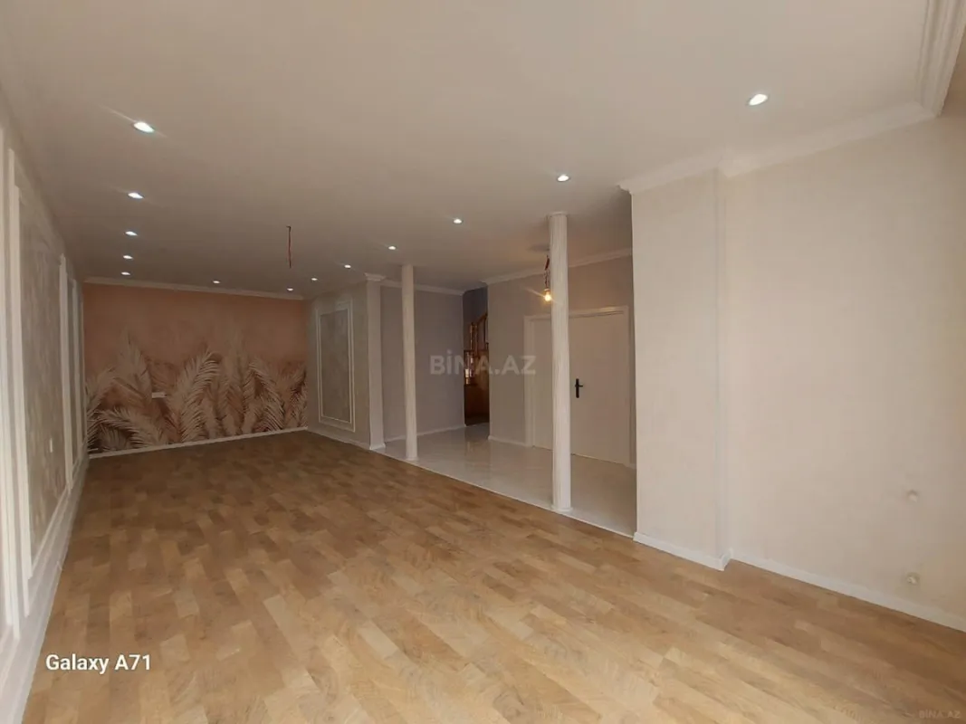 Satılır 4 otaqlı həyət evi 140 m²