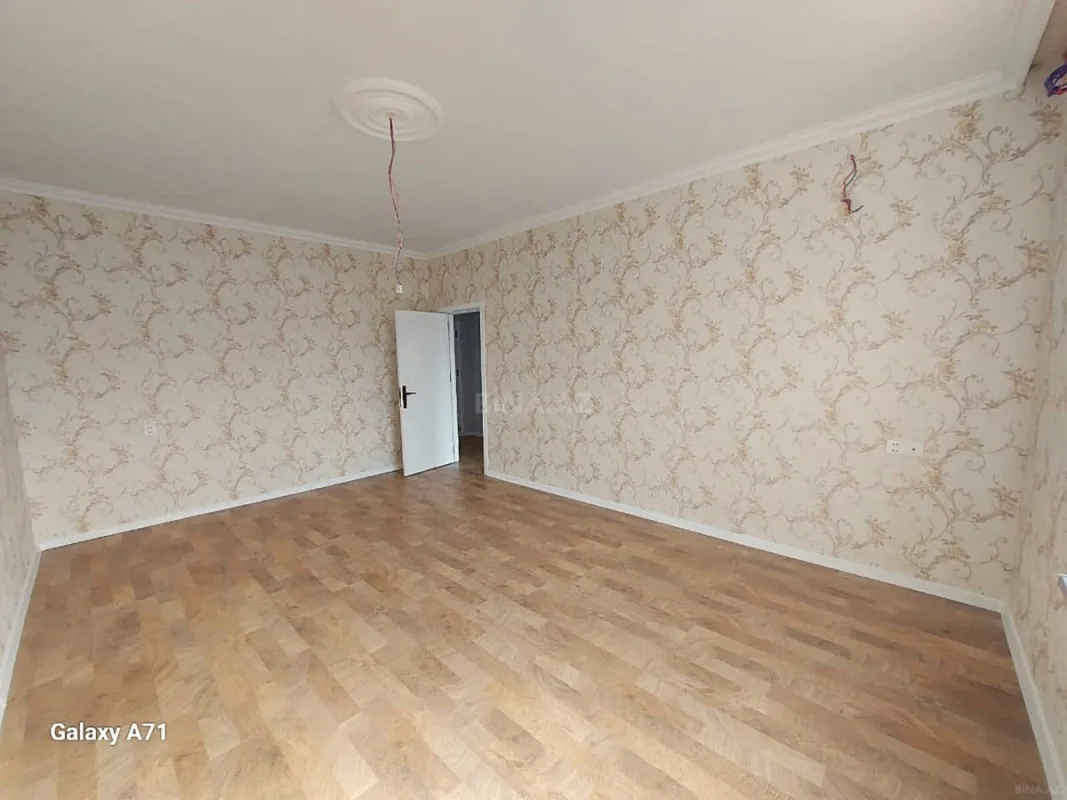 Satılır 4 otaqlı həyət evi 140 m²