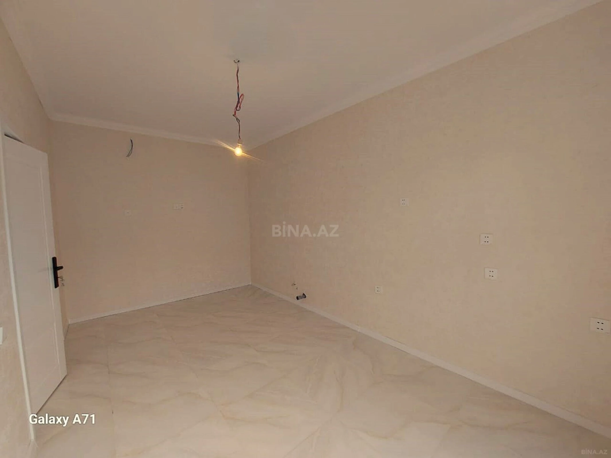 Satılır 4 otaqlı həyət evi 140 m²