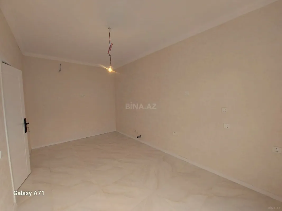 Satılır 4 otaqlı həyət evi 140 m²