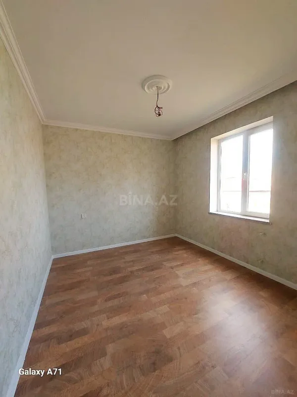Satılır 4 otaqlı həyət evi 140 m²