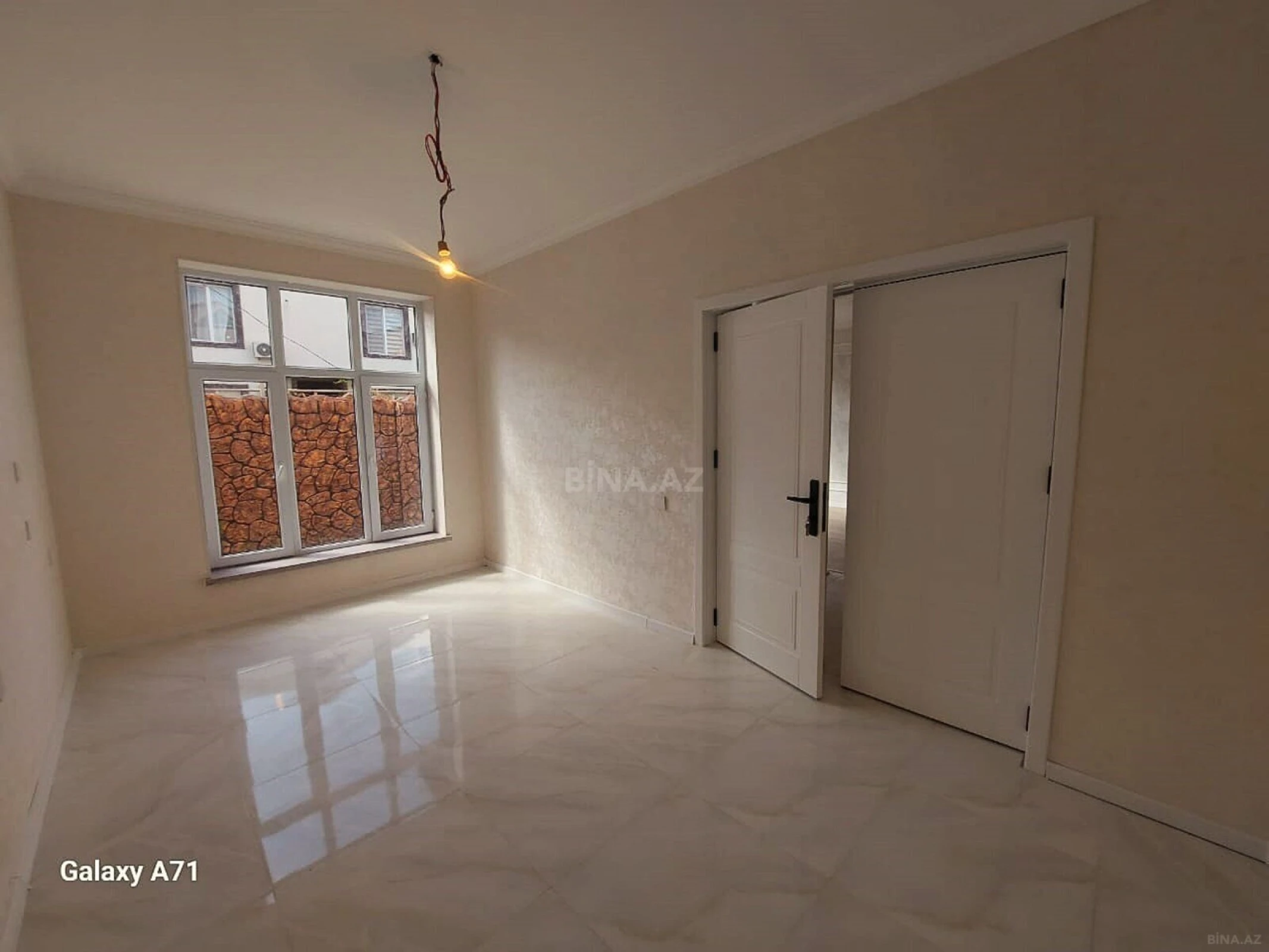 Satılır 4 otaqlı həyət evi 140 m²