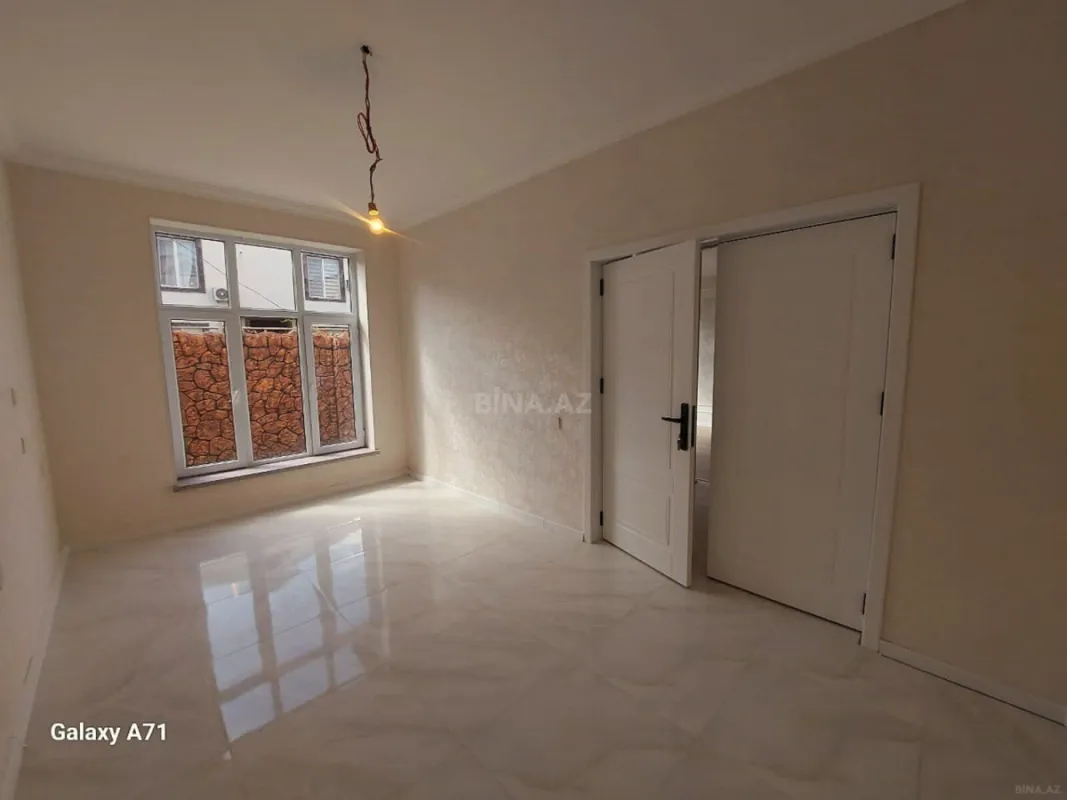 Satılır 4 otaqlı həyət evi 140 m²