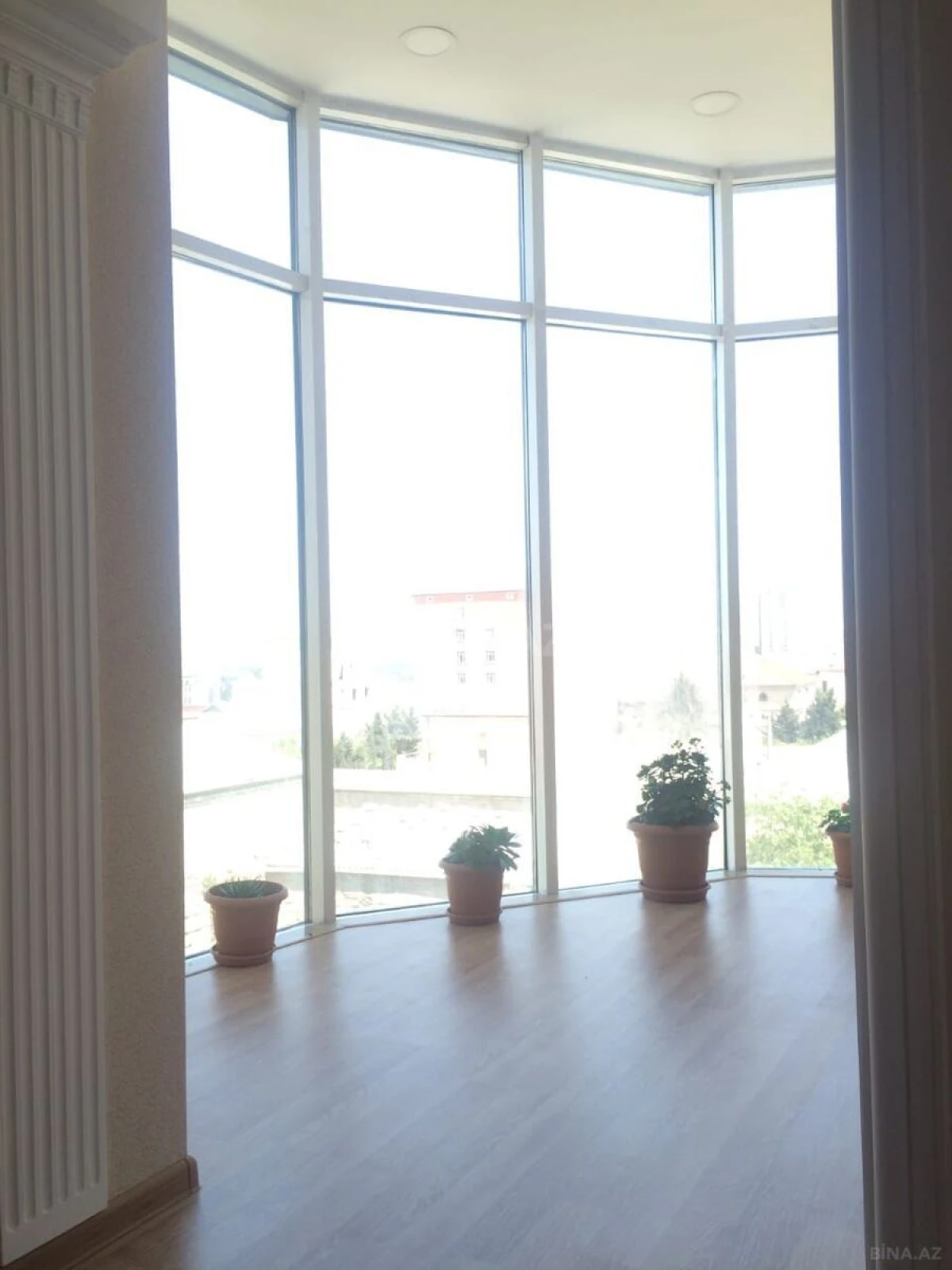 Satılır 6 otaqlı həyət evi 450 m²