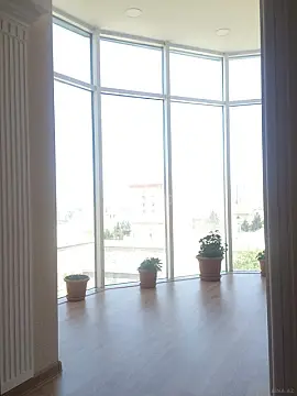 Satılır 6 otaqlı həyət evi 450 m²