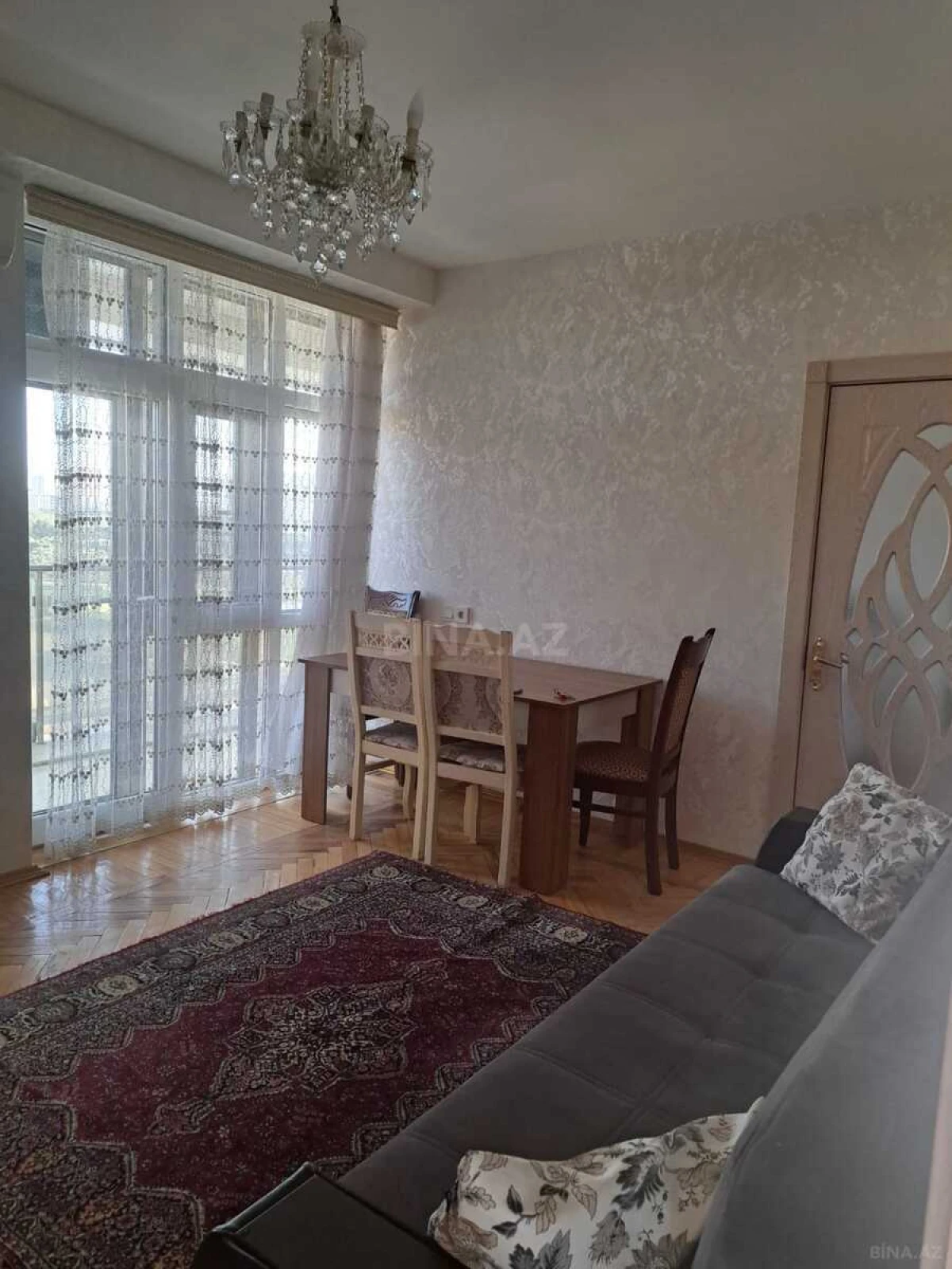 Satılır 2 otaqlı mənzil 60 m²