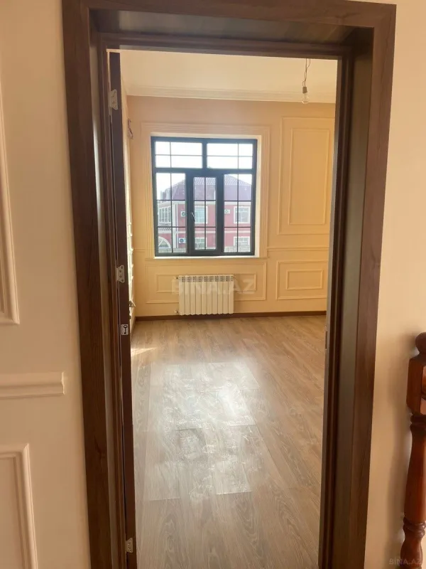 Satılır 6 otaqlı həyət evi 260 m²