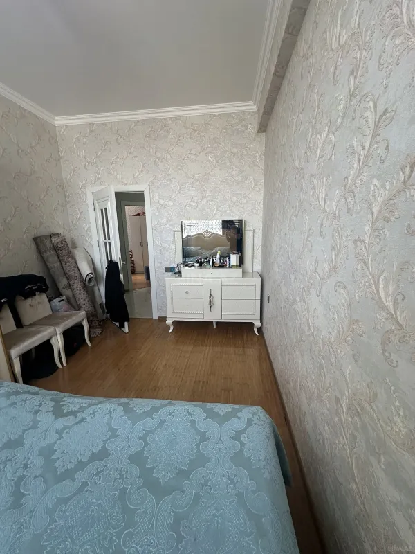 Satılır 3 otaqlı mənzil 88 m²