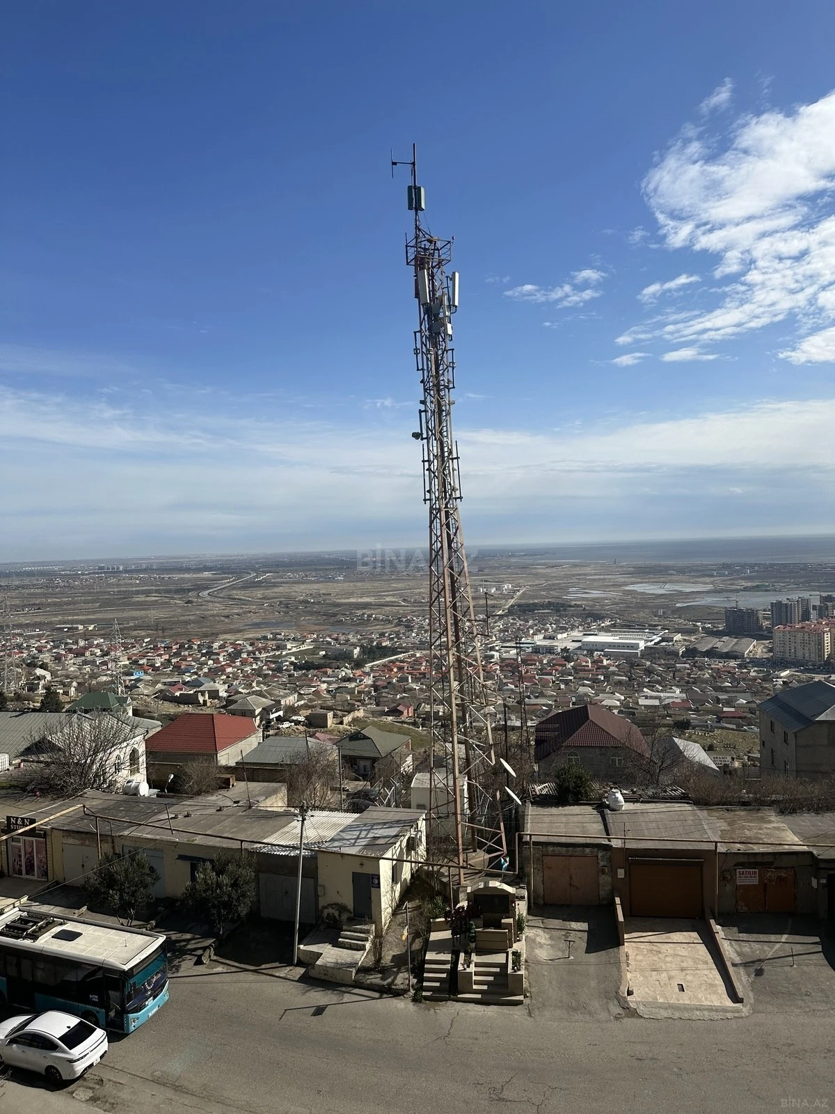 Satılır 3 otaqlı mənzil 88 m²