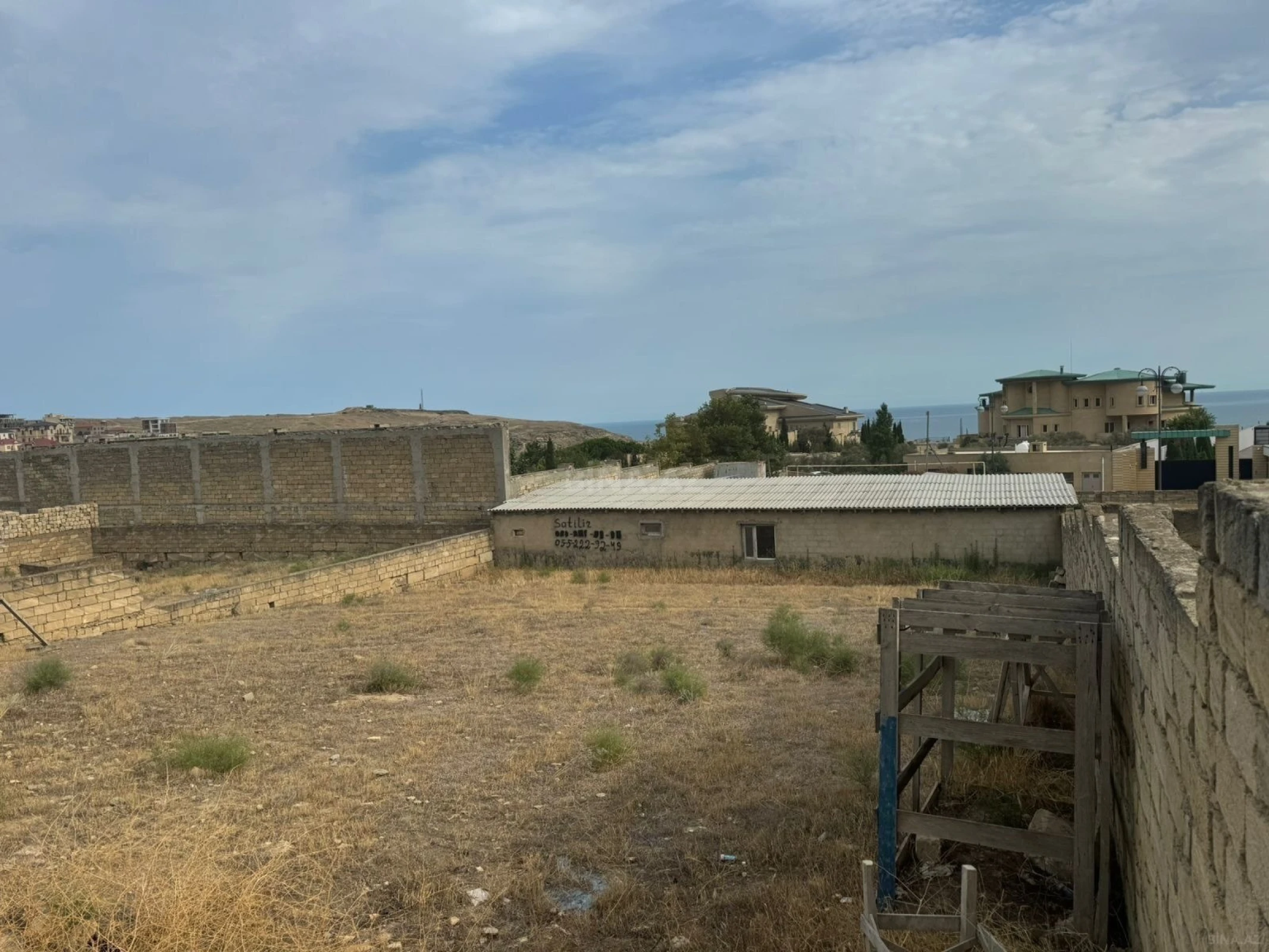 Satılır torpaq sahəsi 3 m²