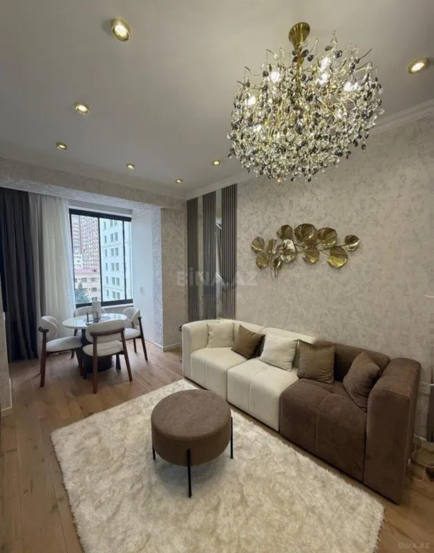Kirayə verilir 2 otaqlı mənzil 60 m²