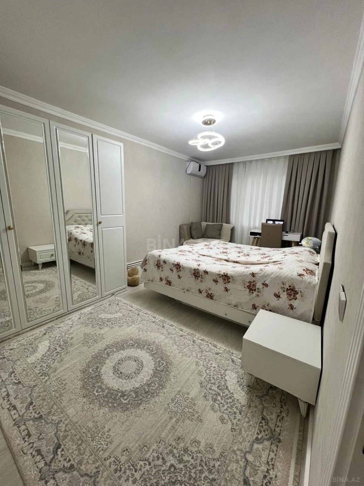 Satılır 3 otaqlı mənzil 70 m²